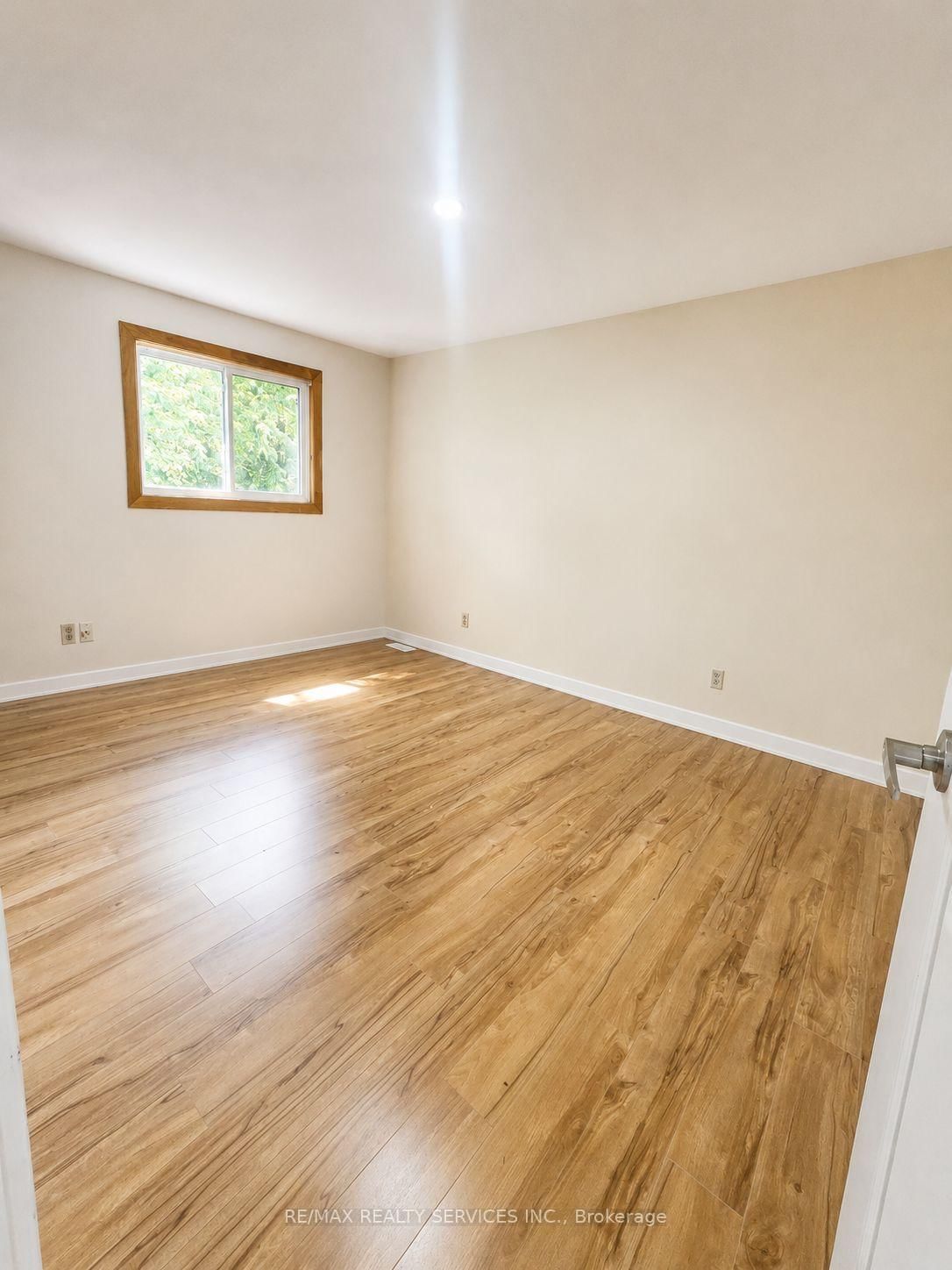 238 Linden Drive • Cambridge, ON photo 17
