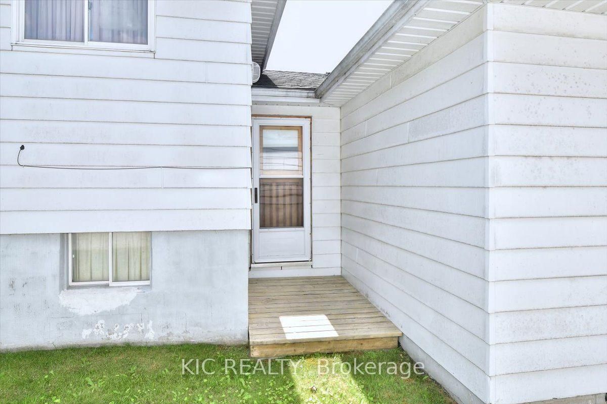30 Kawartha Heights Boulevard • Peterborough, ON photo 28