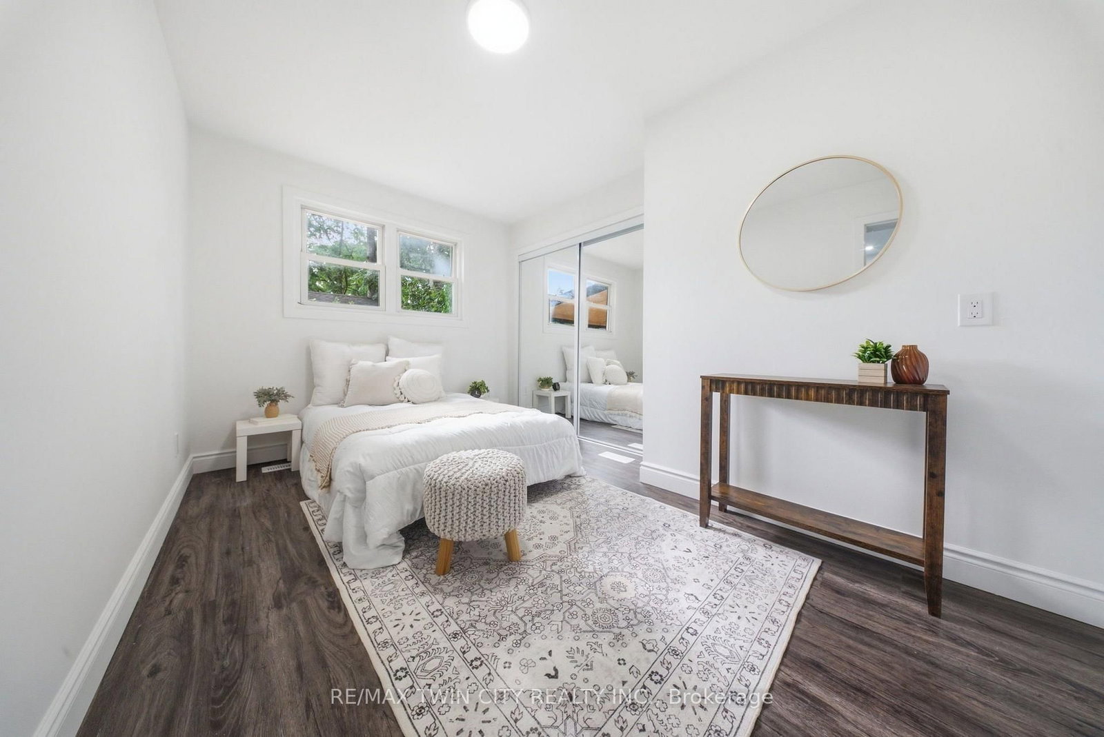 42 Peel Street • Brantford, ON photo 16