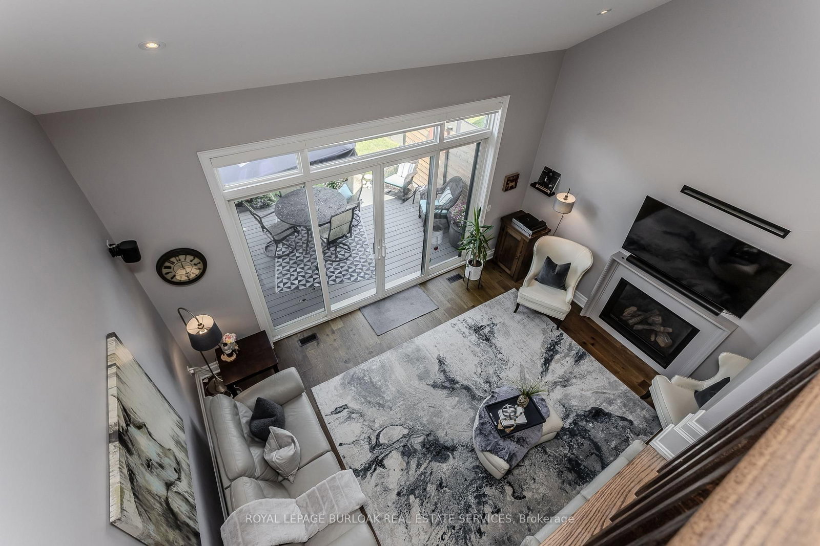 72 Pond View Gate • Hamilton, ON photo 16