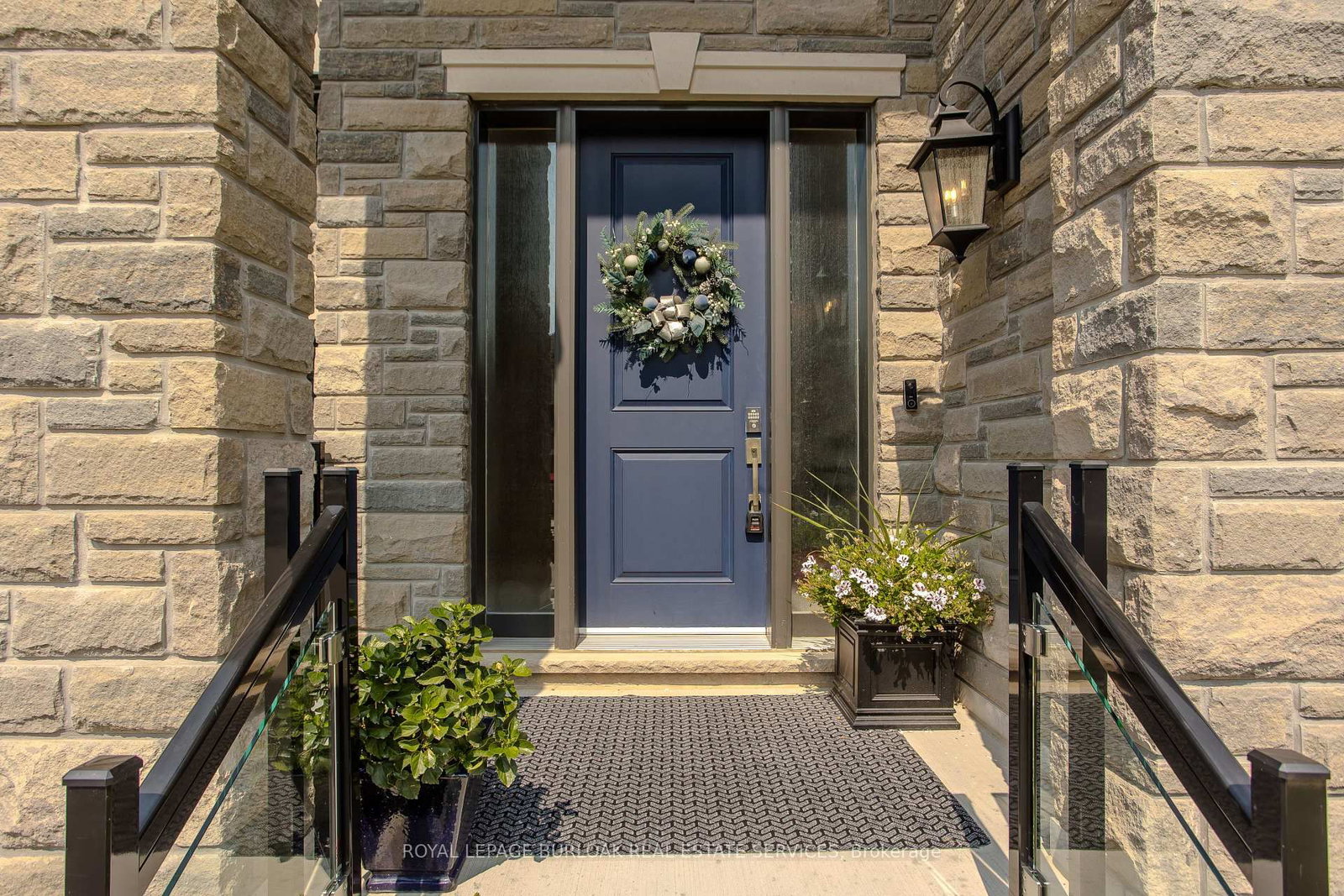 72 Pond View Gate • Hamilton, ON photo 36