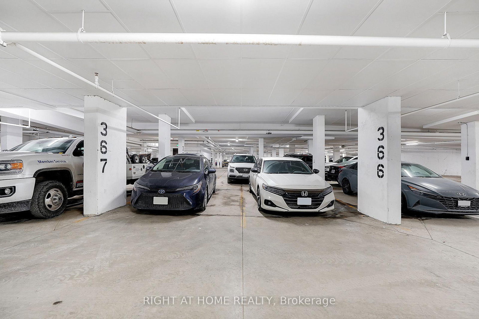 Condo for sale at 905-460 Dundas Street, Hamilton, Ontario, L8B 2A5 - Waterdown - MLS: X13712516