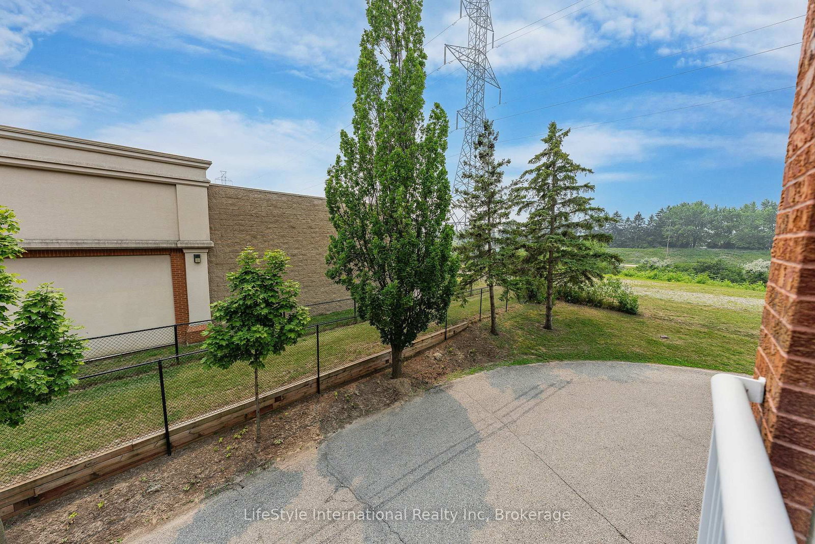 Listing Image 48