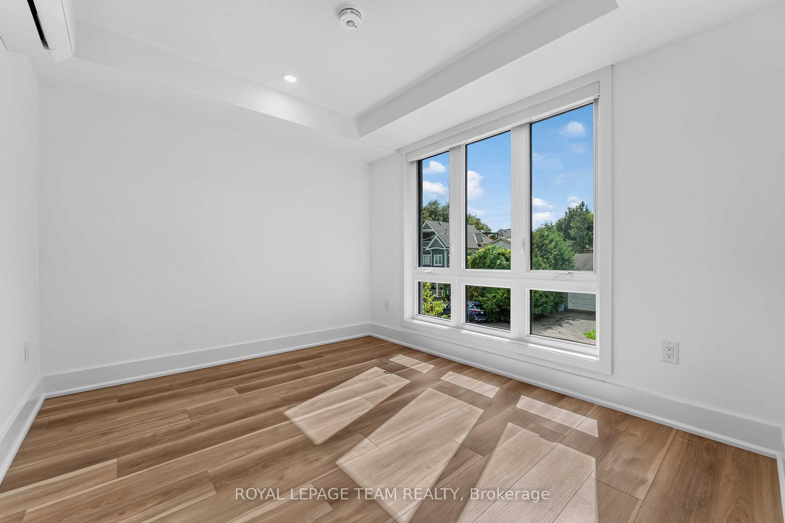 7-549 Melbourne Ave, Ottawa, view 10