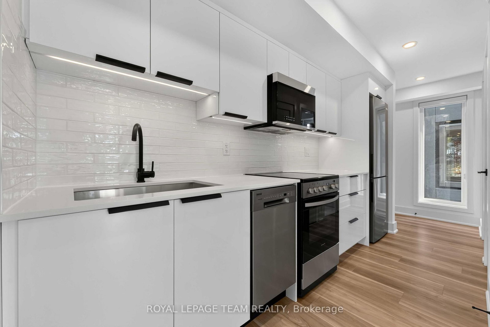 7-549 Melbourne Ave, Ottawa, view 8