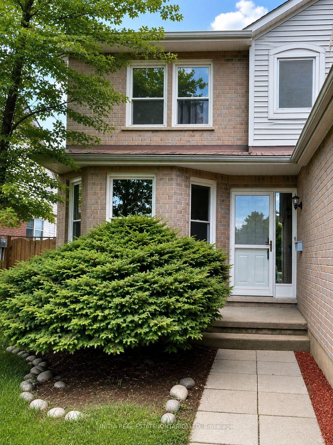 78 Laurel Street • London North, ON photo 2