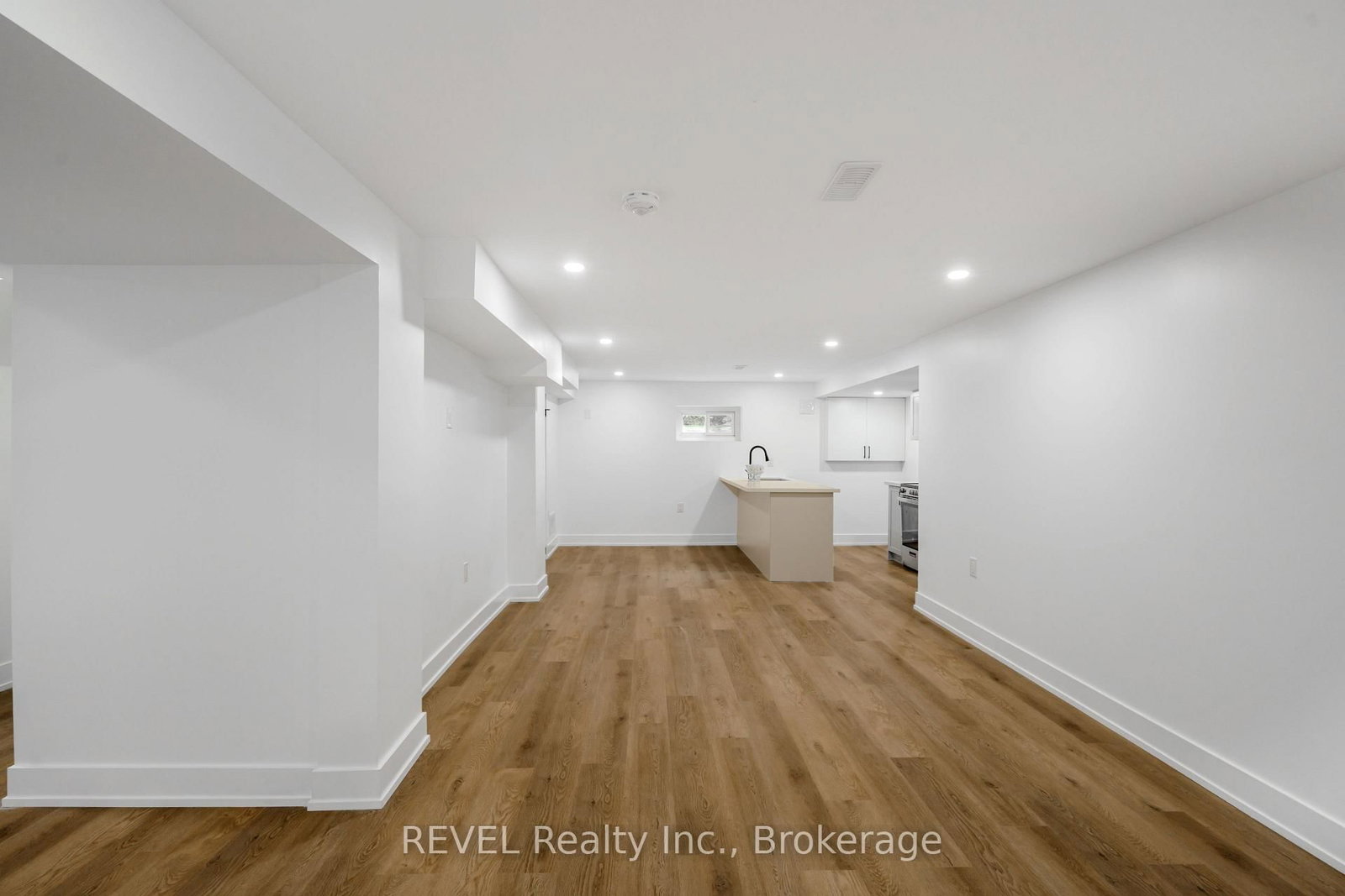 35 Burness Drive • St. Catharines, ON photo 24