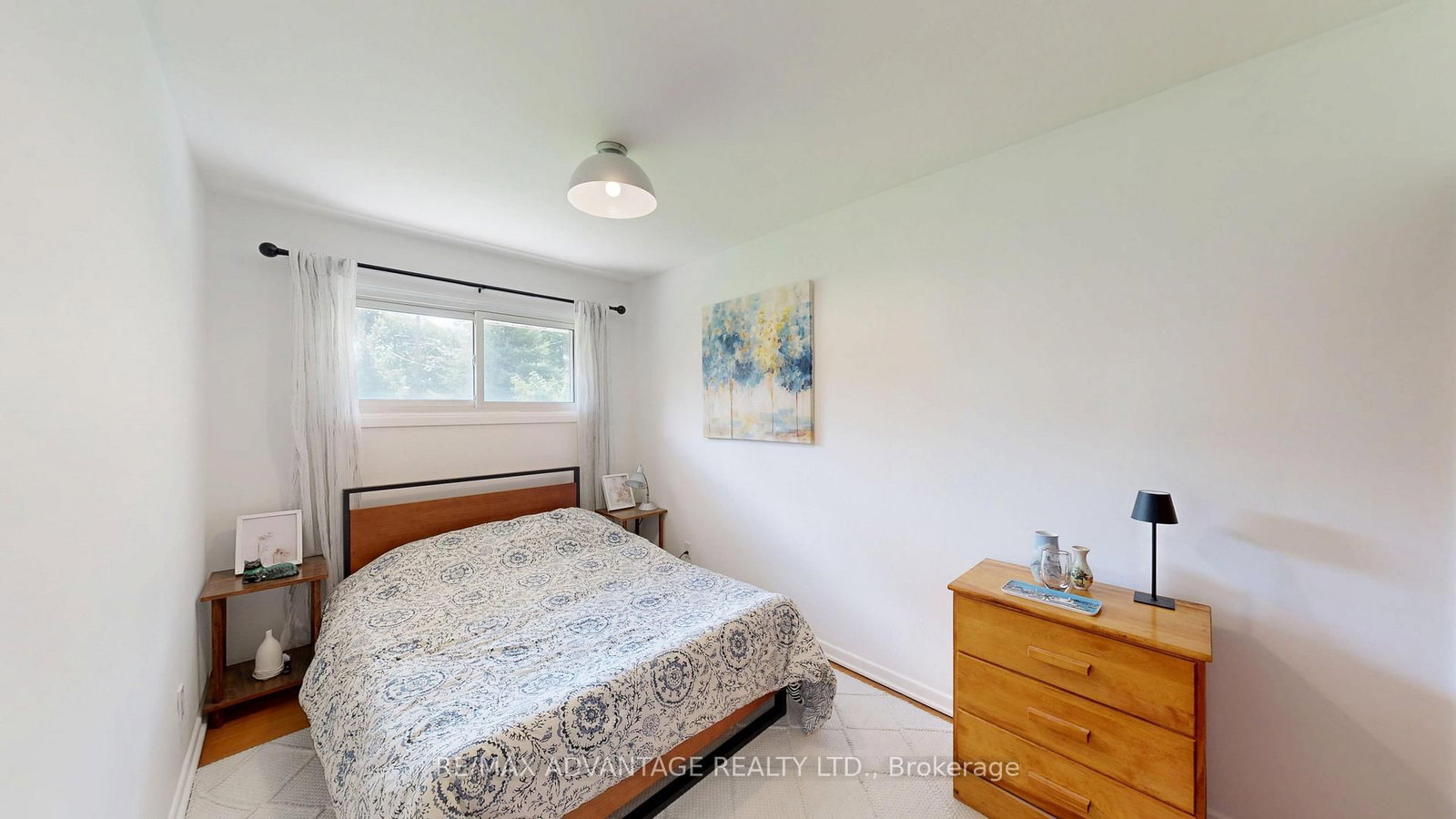 1031 Eagle Drive • London South, ON photo 14