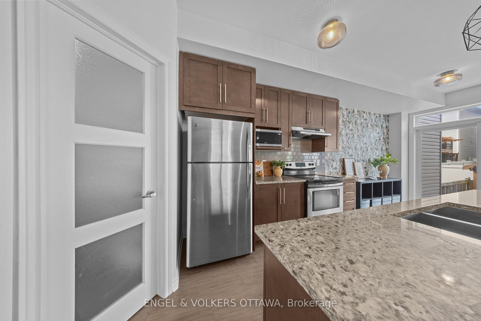 825 Loosestrife Way • Ottawa, ON photo 10