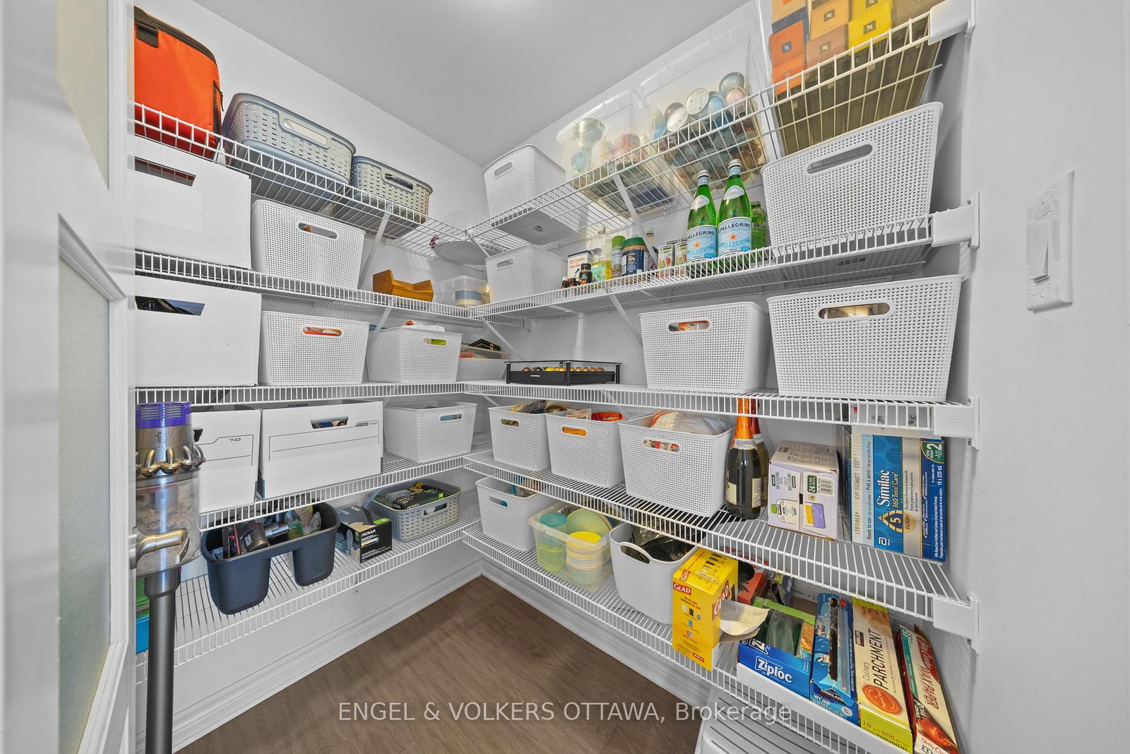 825 Loosestrife Way • Ottawa, ON photo 11
