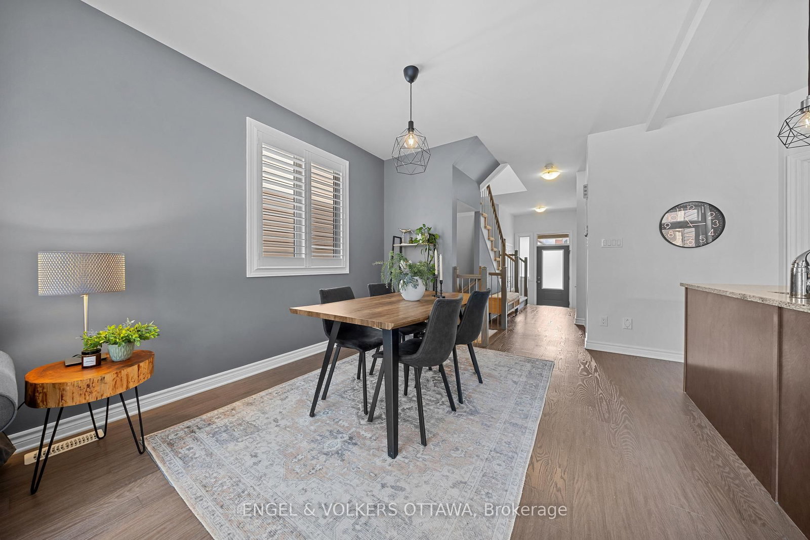 825 Loosestrife Way • Ottawa, ON photo 16
