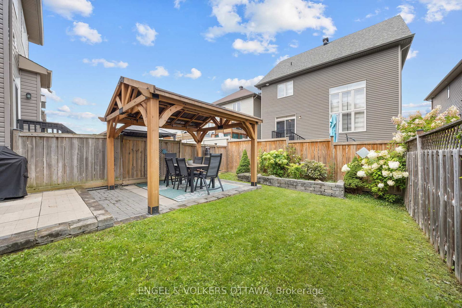 825 Loosestrife Way • Ottawa, ON photo 40