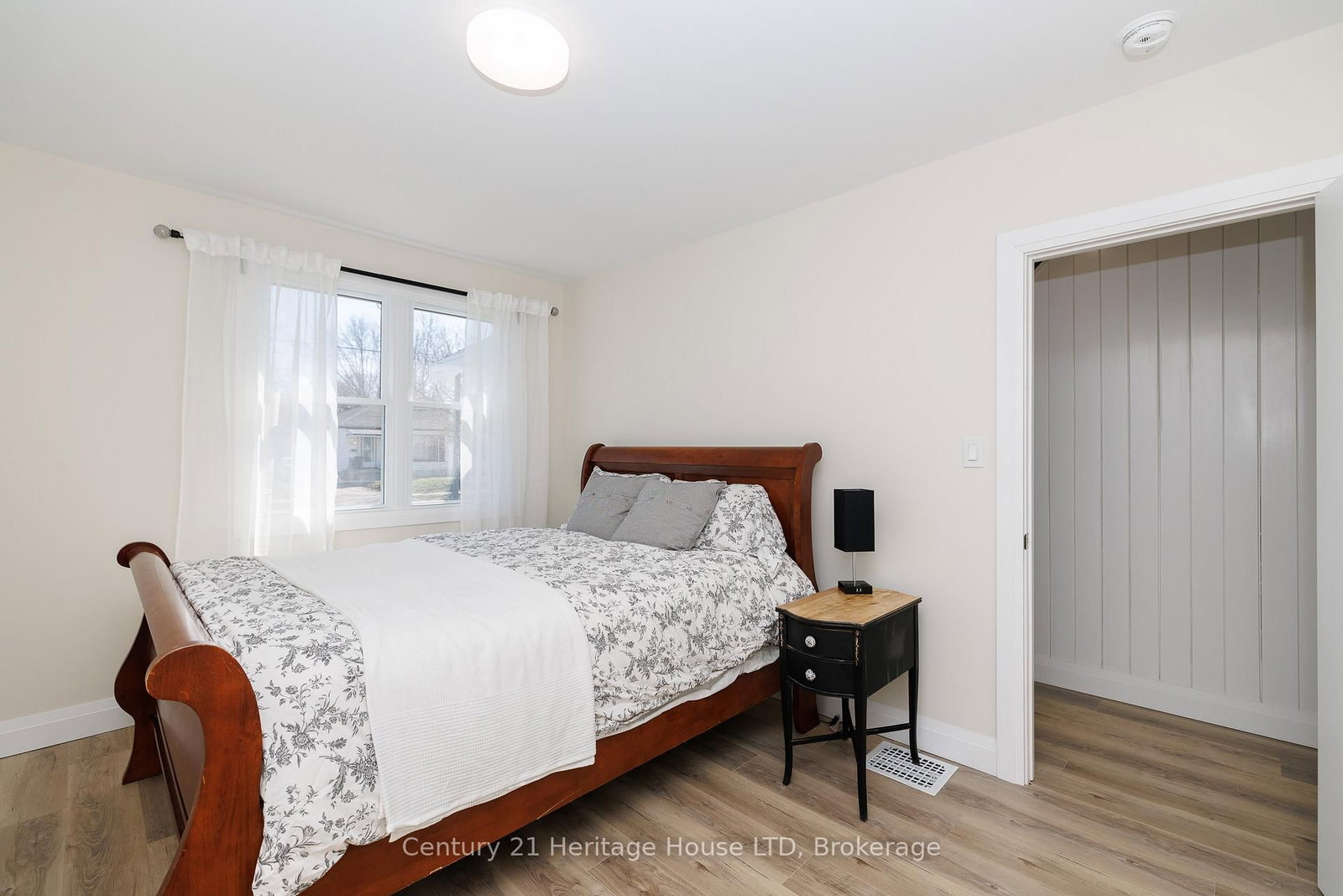 197 Murray Street • Fort Erie, ON photo 12
