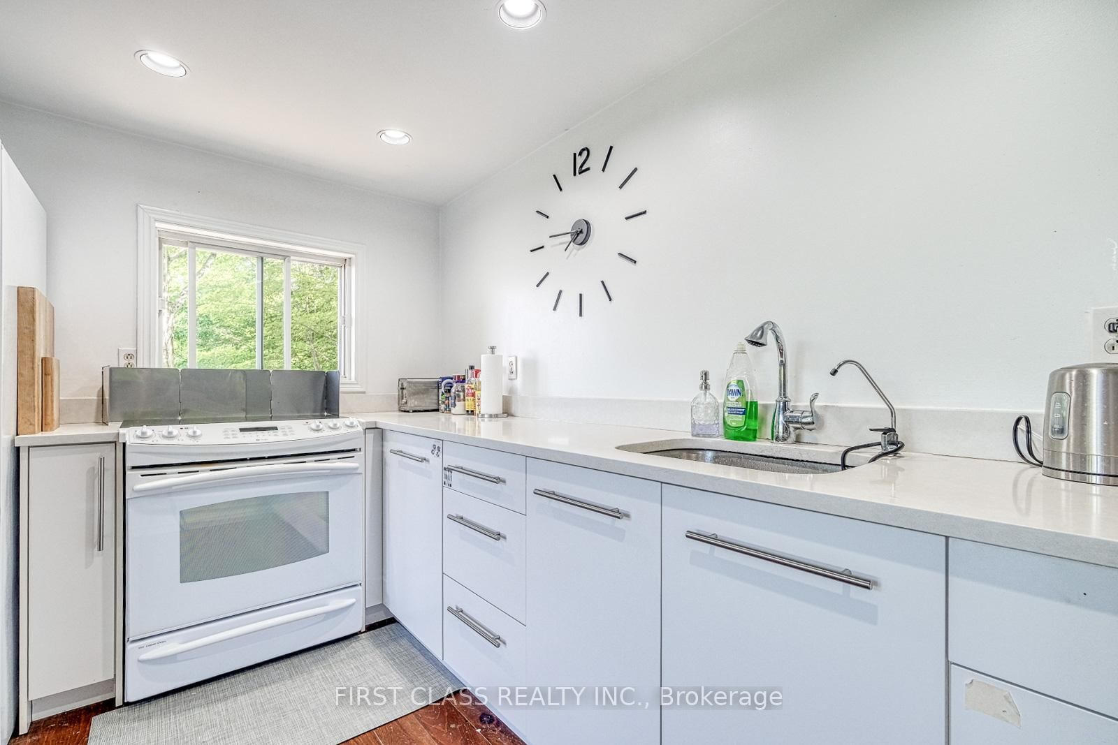 312A Henry Lane • Godfrey, ON photo 14