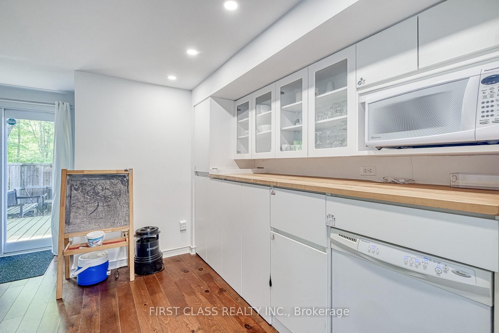 312A Henry Lane • Godfrey, ON photo 15