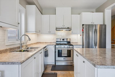 109 Courtney Street • Centre Wellington, ON photo 9