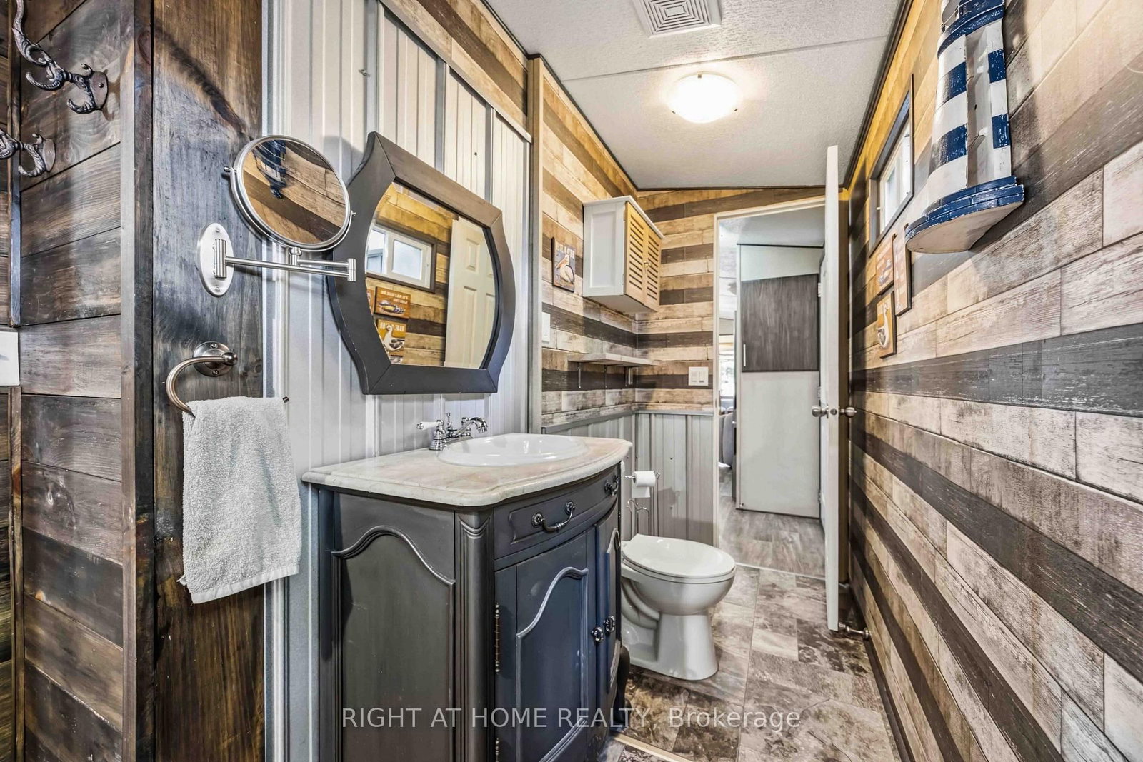 2891 Old Lakeshore Road • #13 • Sarnia, ON photo 16