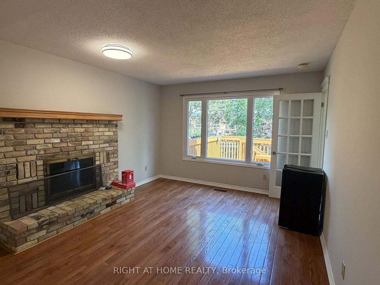 1004 ALDERSBROOK Road • London North, ON photo 15