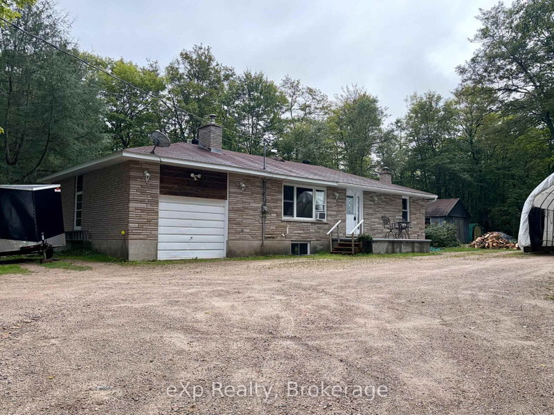 1643 and 1671 Eagle Lake Road