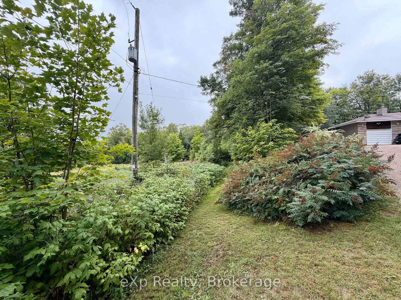 1643 and 1671 Eagle Lake Road • Machar, ON photo 39