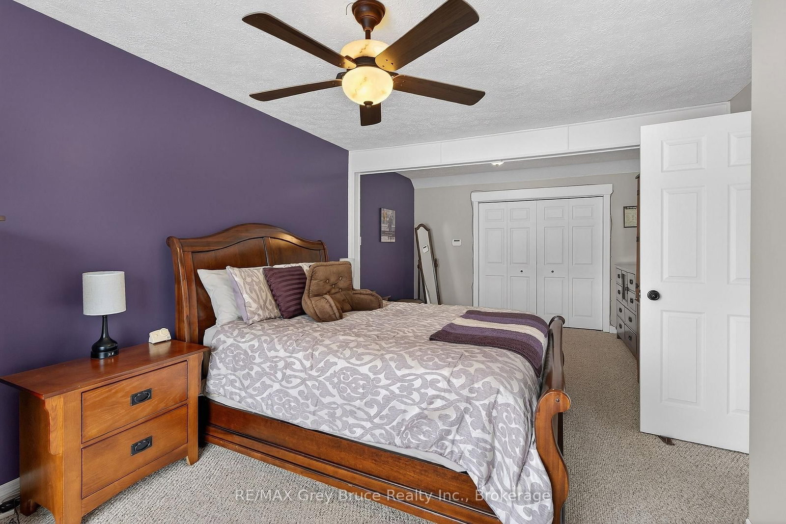 102 MARY Avenue • Georgian Bluffs, ON photo 13