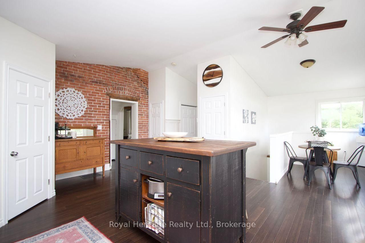 49 King Street • Kawartha Lakes, ON photo 11