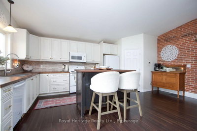 49 King Street • Kawartha Lakes, ON photo 9