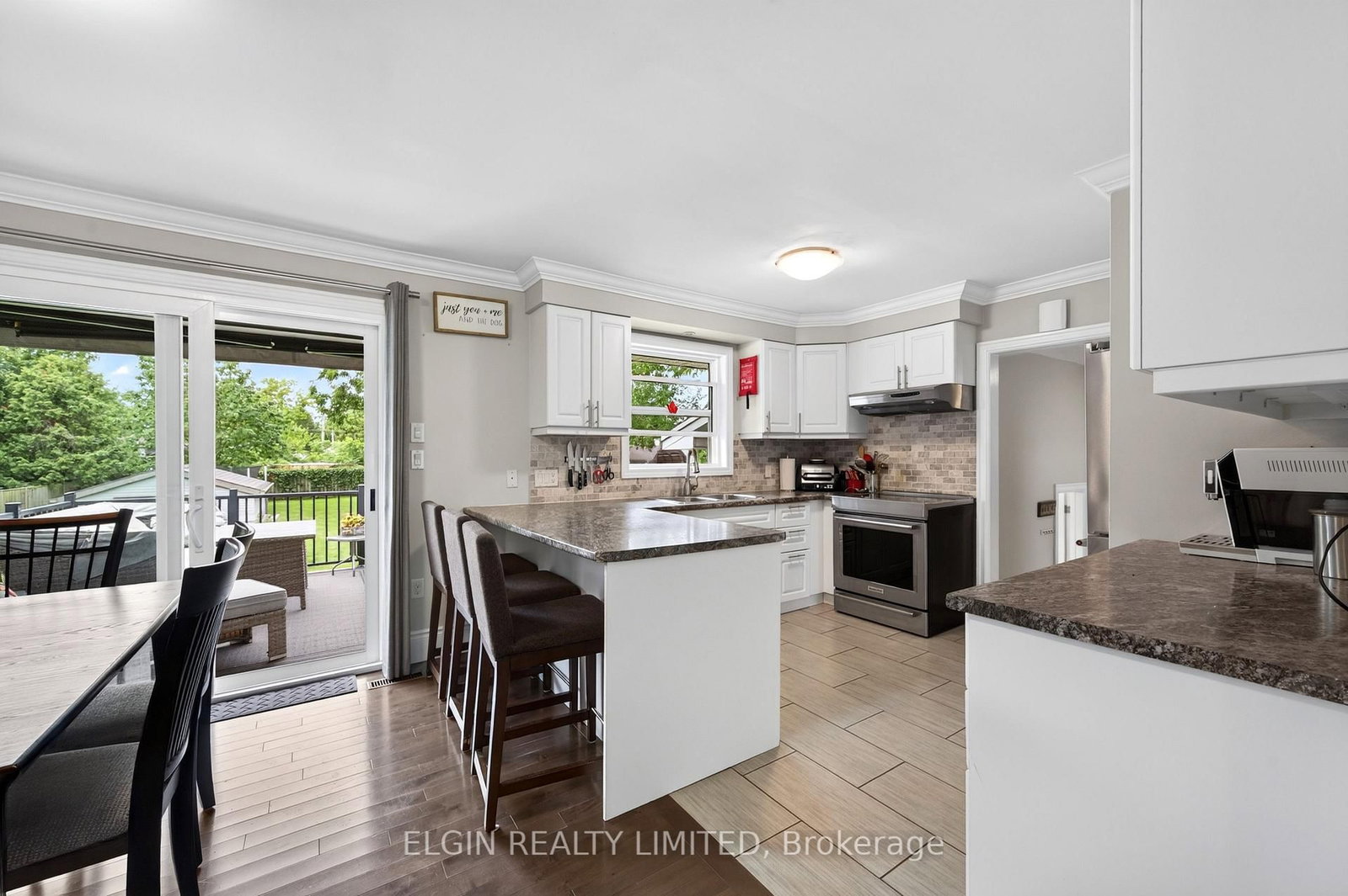 26 Queen Street • Strathroy-Caradoc, ON photo 12