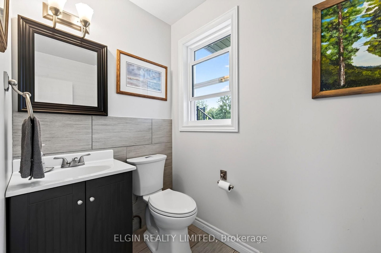 26 Queen Street • Strathroy-Caradoc, ON photo 23