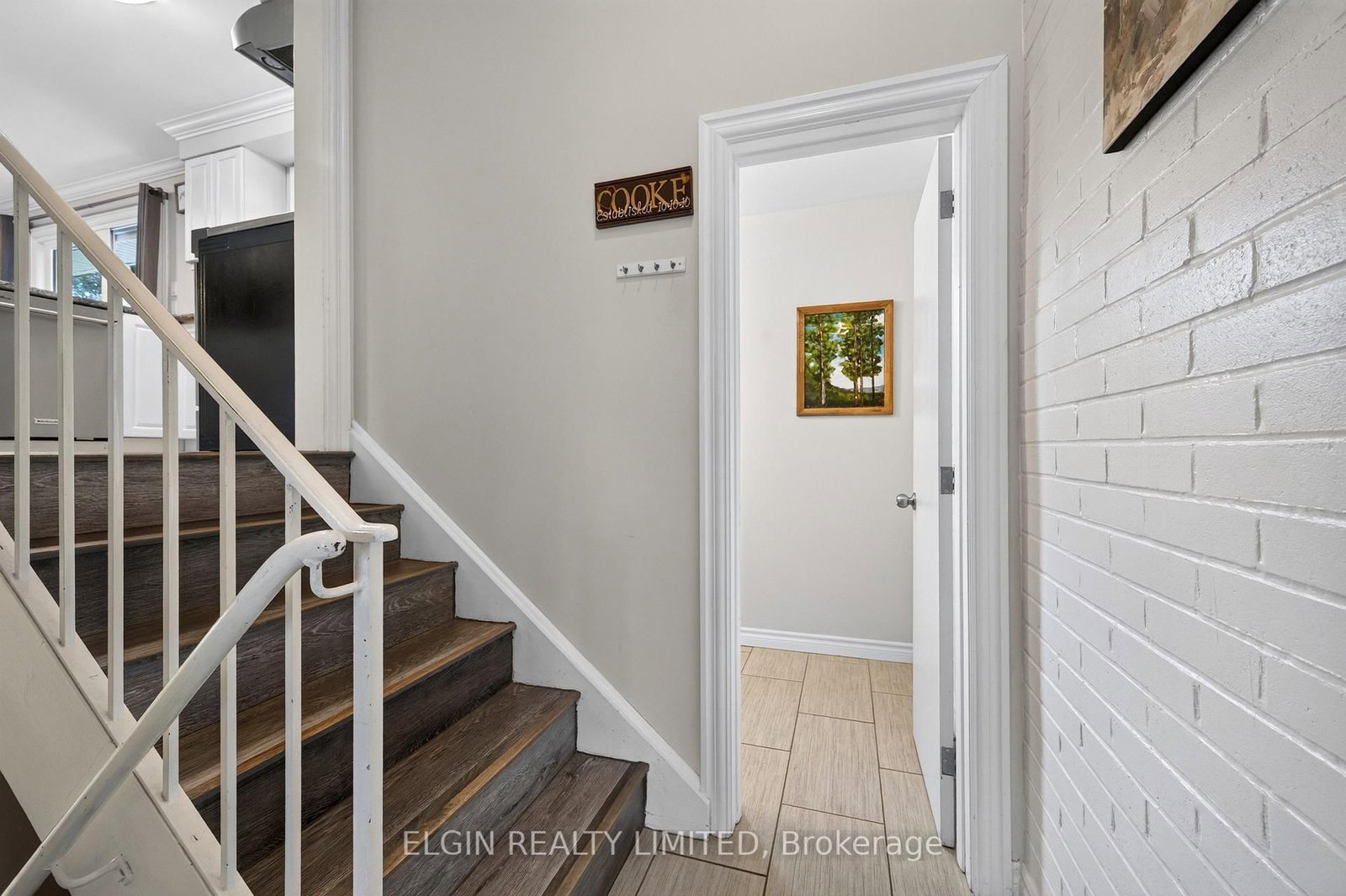 26 Queen Street • Strathroy-Caradoc, ON photo 27