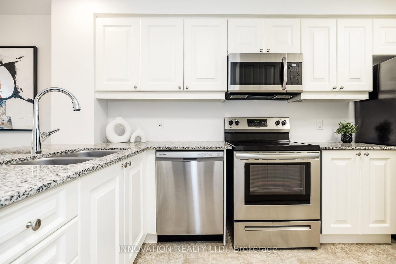 112 Gelderland Private • Ottawa, ON photo 15