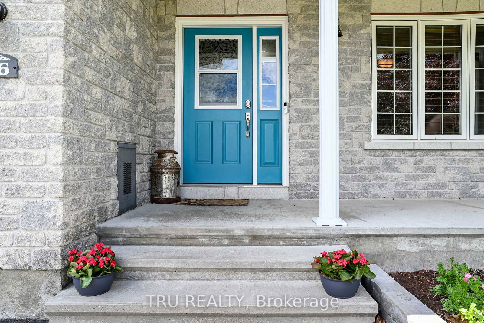 76 Johanna Street • Almonte, ON photo 33