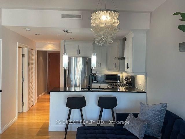90 George Street • #1405 • Ottawa, ON photo 5
