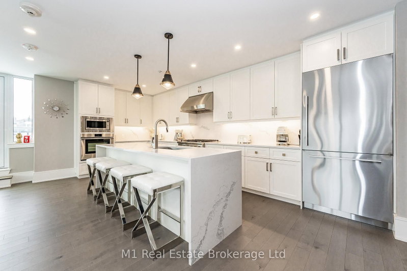 RRC1 - 73 Arthur Street S