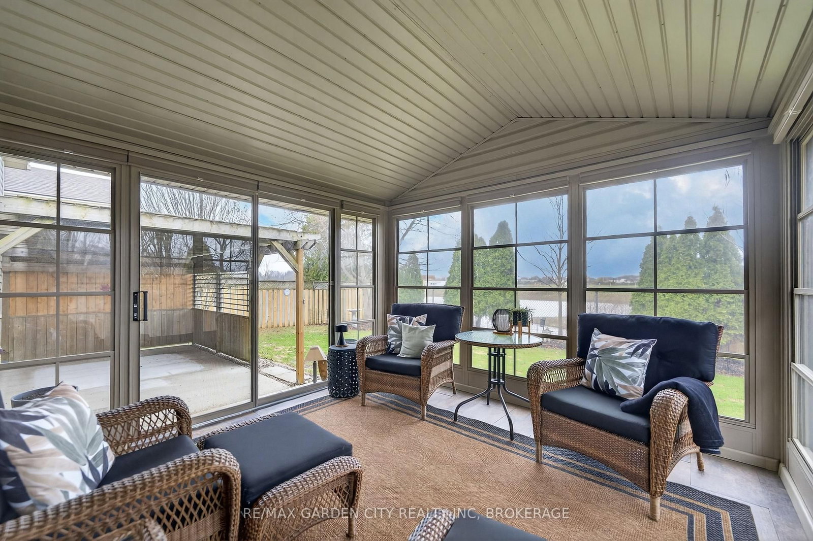 7059 Parkside Road • Niagara Falls, ON photo 19