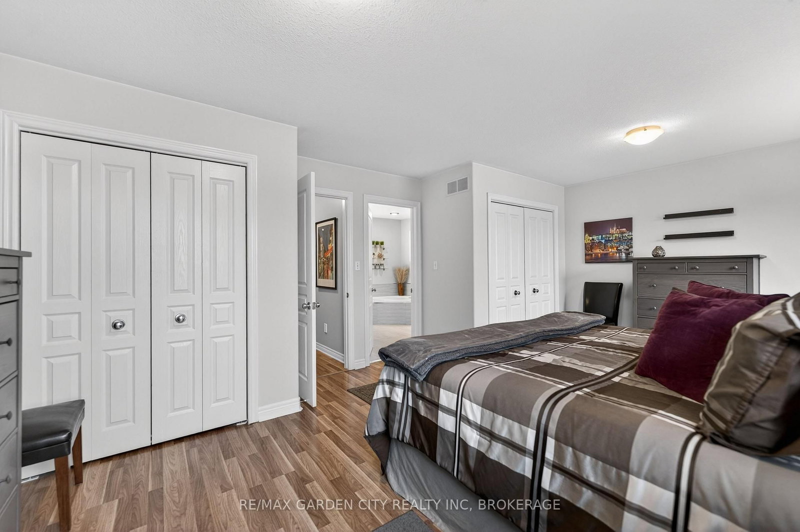 7059 Parkside Road • Niagara Falls, ON photo 36