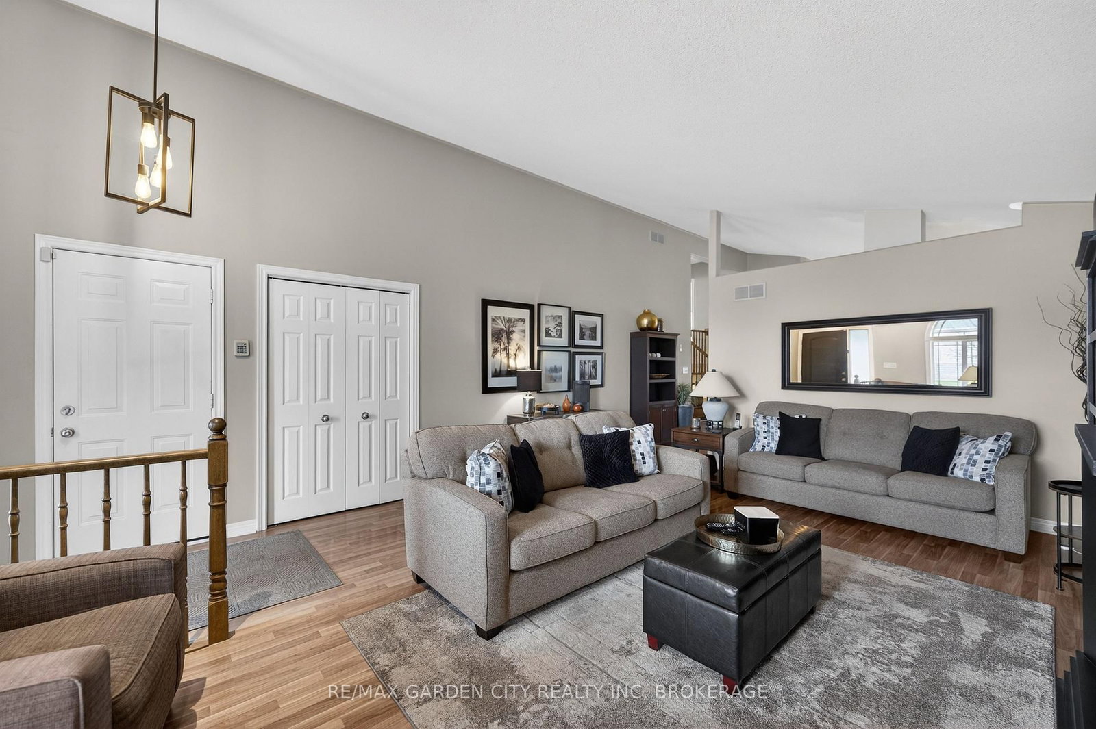 7059 Parkside Road • Niagara Falls, ON photo 9