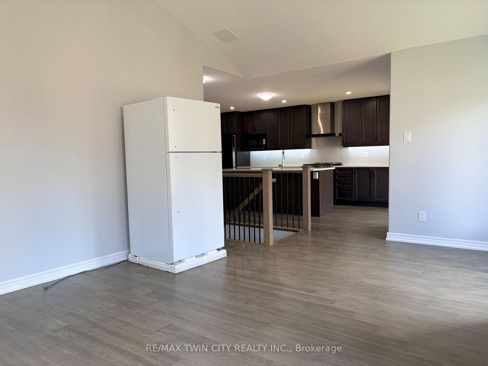 613 Lemay Grove • Peterborough, ON photo 10