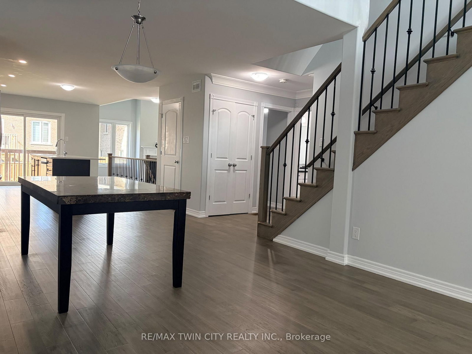 613 Lemay Grove • Peterborough, ON photo 18