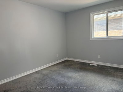 613 Lemay Grove • Peterborough, ON photo 8