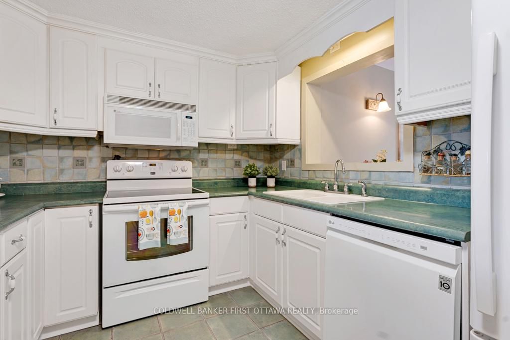 160 McVeety Road • Perth, ON photo 10