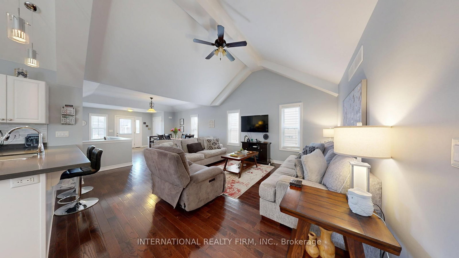 438 Stirling Way • Cobourg, ON photo 11
