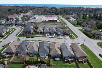 438 Stirling Way • Cobourg, ON photo 5