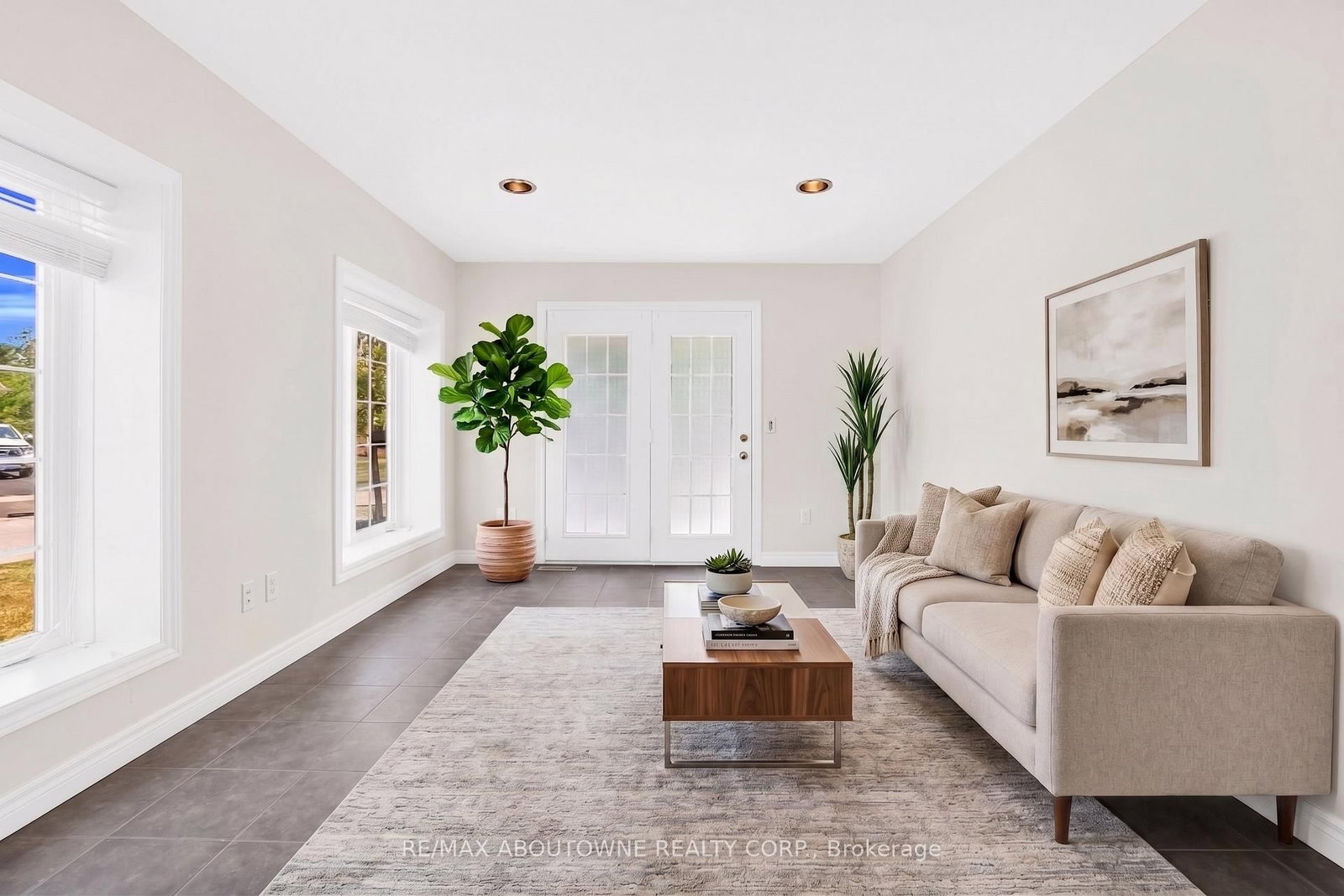18 Haney Drive • Guelph, ON photo 13
