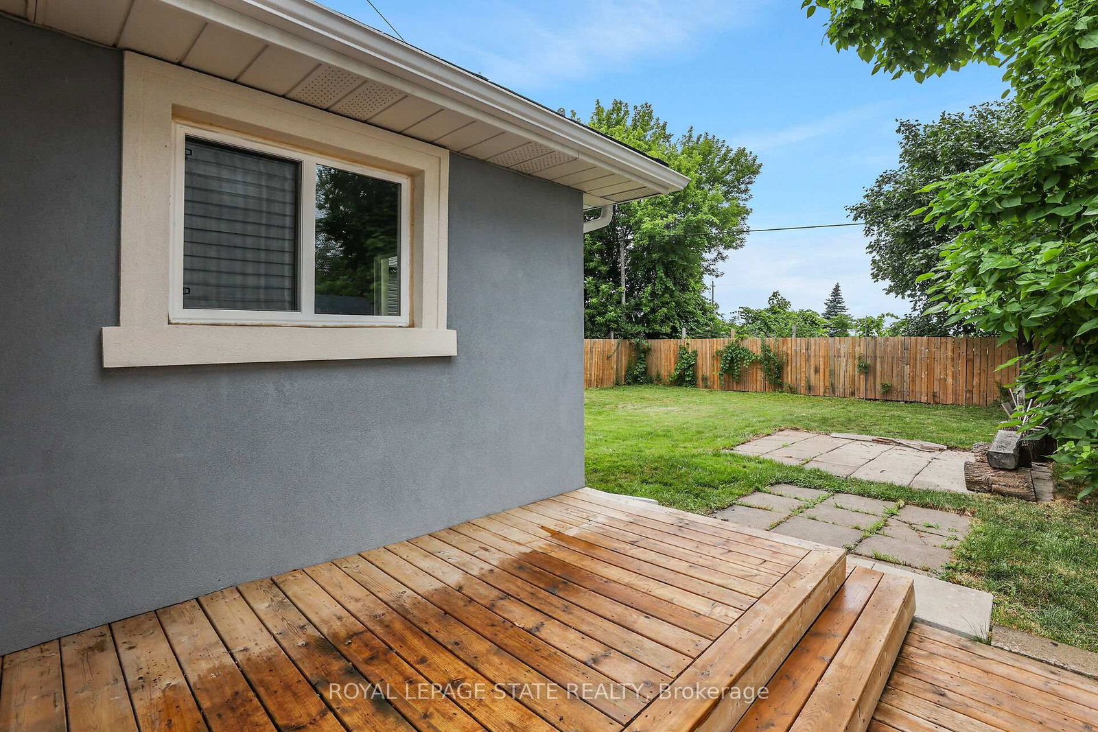 6 Lincoln Avenue • Grimsby, ON photo 29