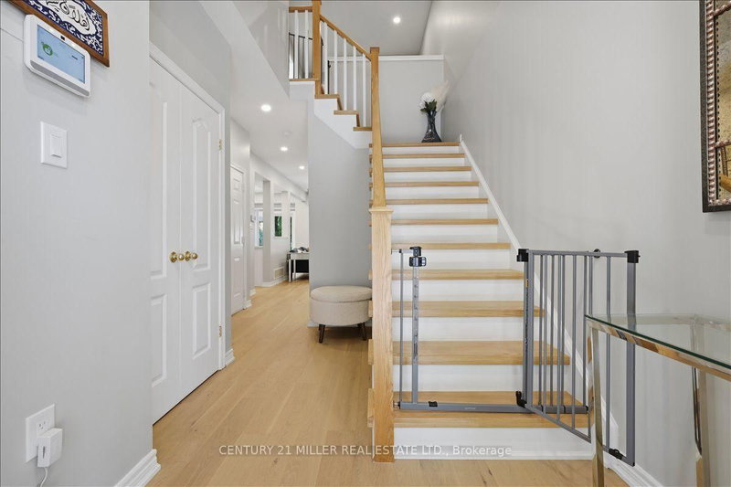 13 - 232 Stonehenge Drive