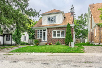 Detached House for sale at 95 Concession Street, Ingersoll, Ontario, N5C 1E9 - South - MLS: X13712952