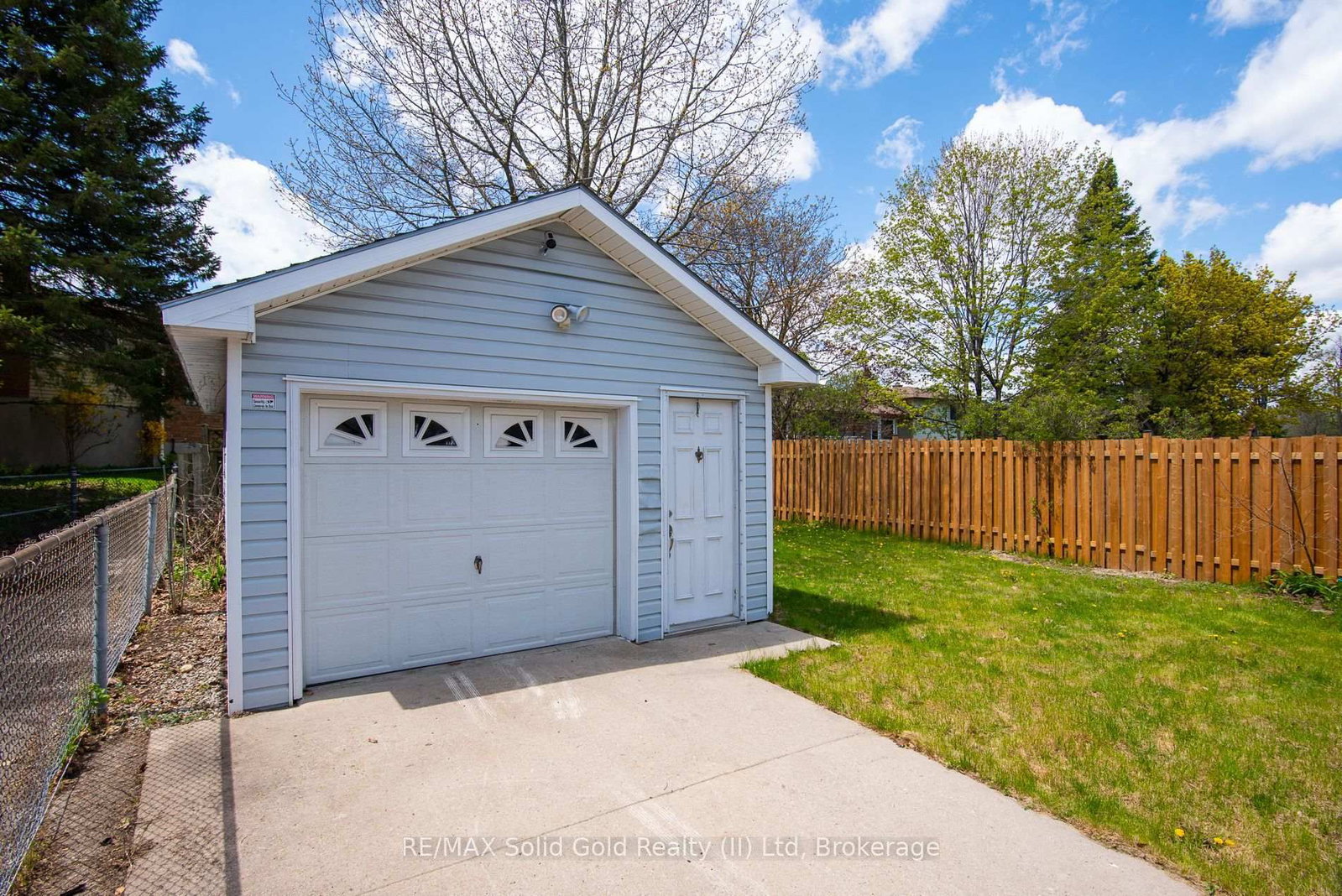 87 Christopher Drive • Waterloo, ON photo 6