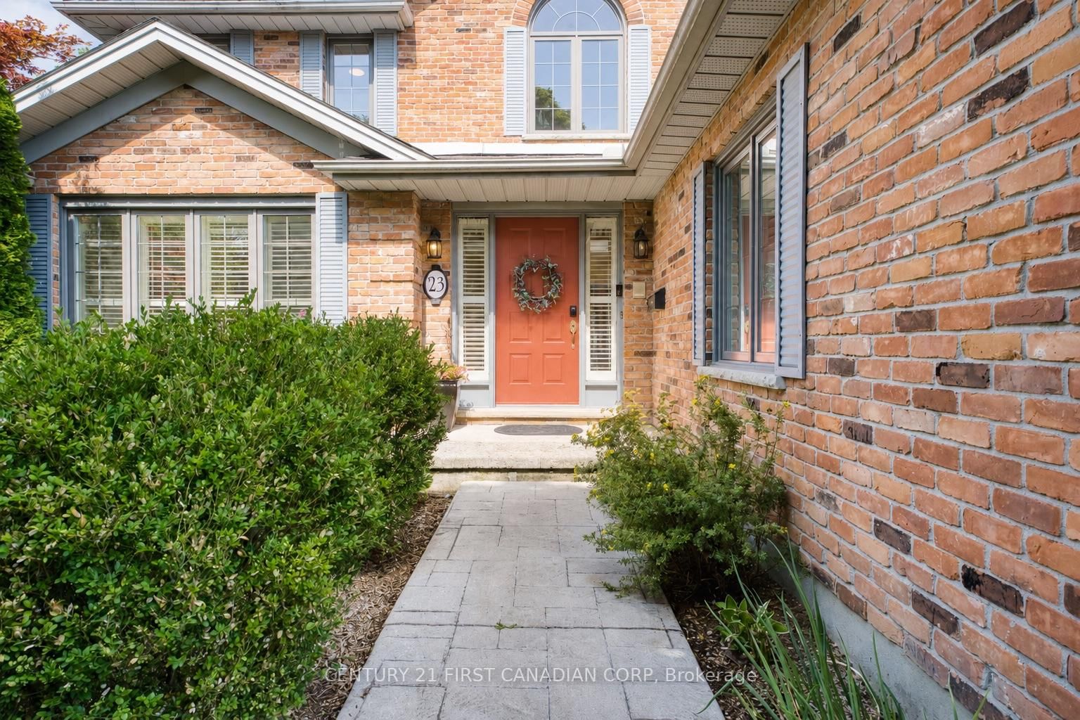Detached House sold at 23 SHETLAND Crescent, London North, Ontario, N5X 3P6 - North G - MLS: X13712960