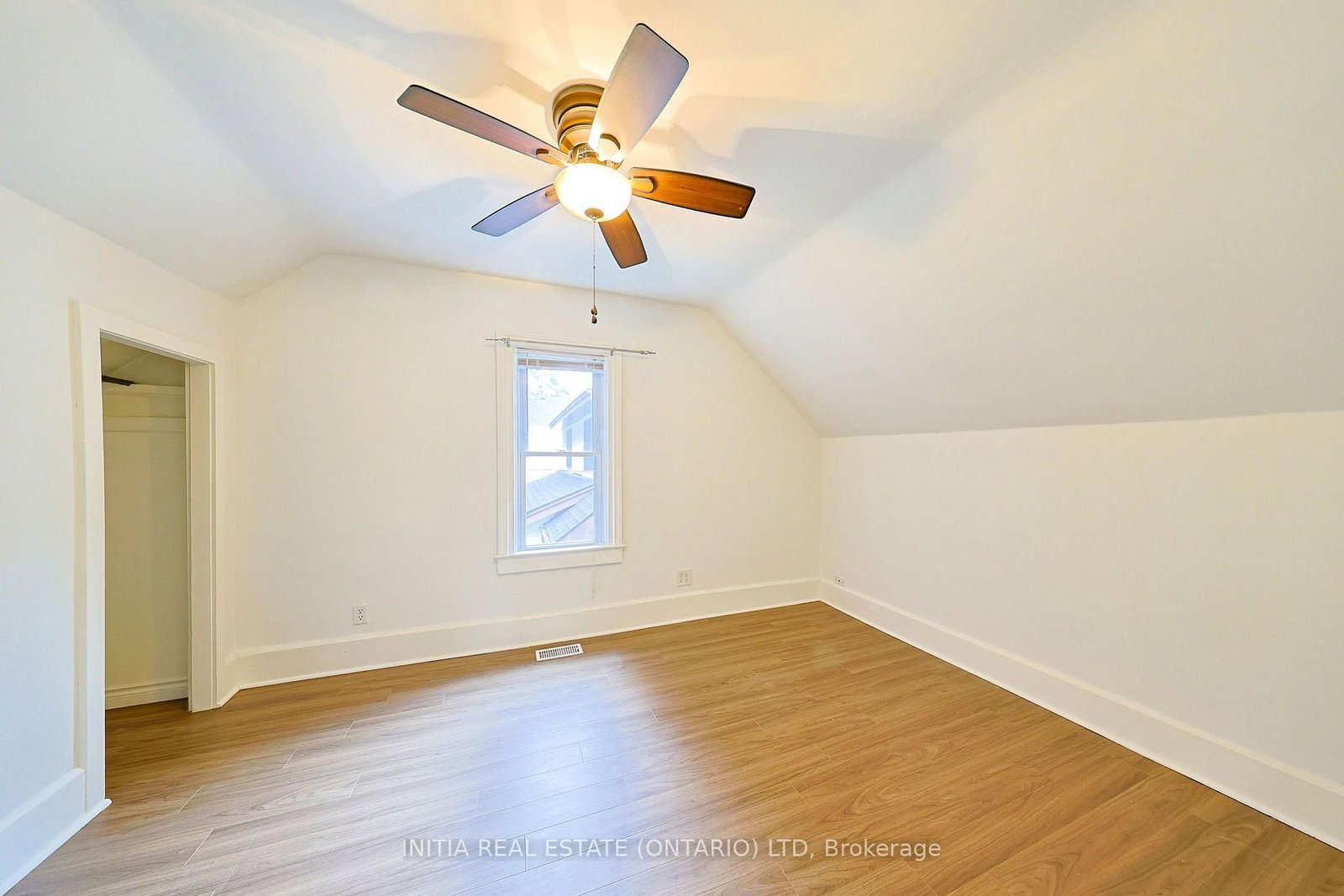 221 Bright Street • Sarnia, ON photo 21